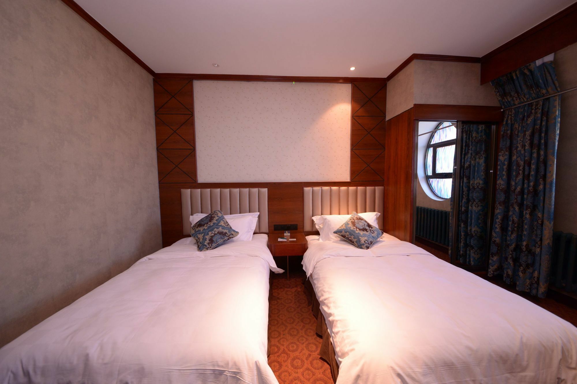 Harbin Bremen Train Station Hotel מראה חיצוני תמונה