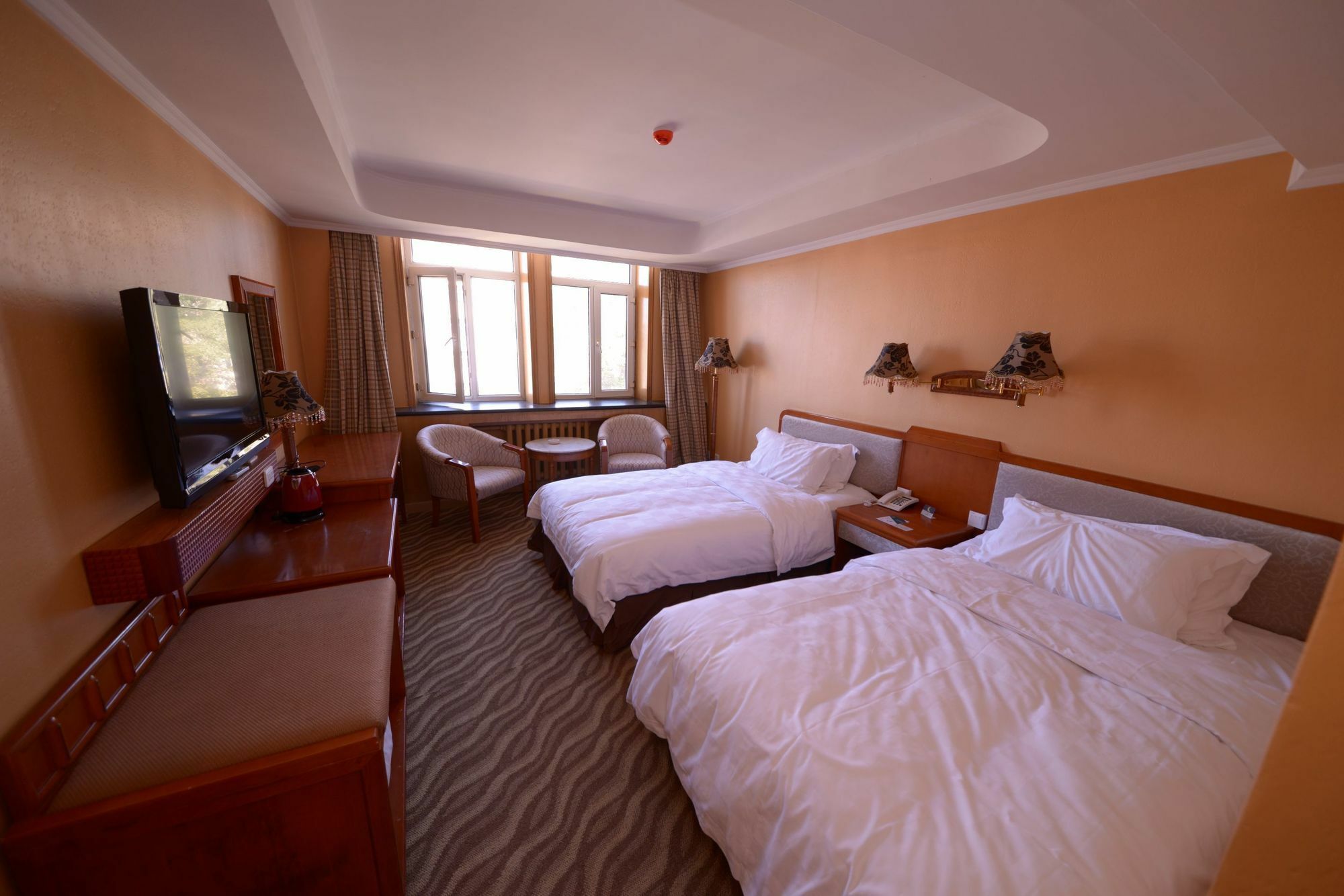 Harbin Bremen Train Station Hotel מראה חיצוני תמונה